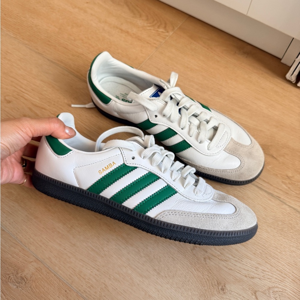 Adidas Samba - Men's US 6 / Women's 7.5